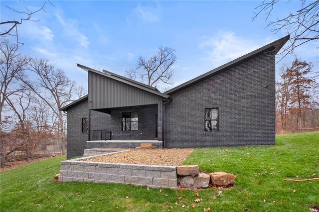 5 Ayton Lane, Bella Vista, AR 72714