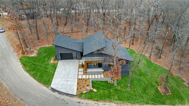 5 Ayton Lane, Bella Vista, AR 72714