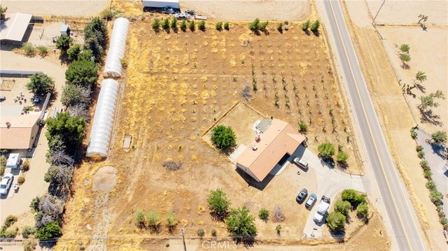 9995 Smoke Tree, Hesperia, CA 92344