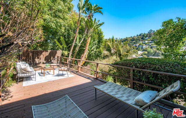 1923 Mayview Drive, Los Angeles, CA 90027