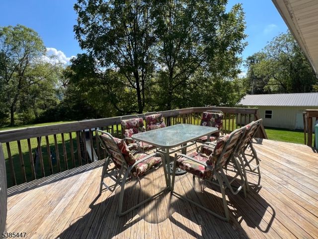 134 Winters Ave, Mansfield Twp., NJ 07865