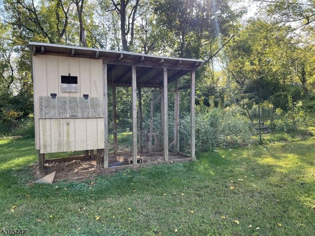134 Winters Ave, Mansfield Twp., NJ 07865