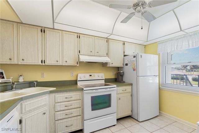755 Village CIR 203, Venice, FL 34292
