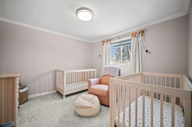 5783 Glen Ora Dr, Bethel Park, PA 15102