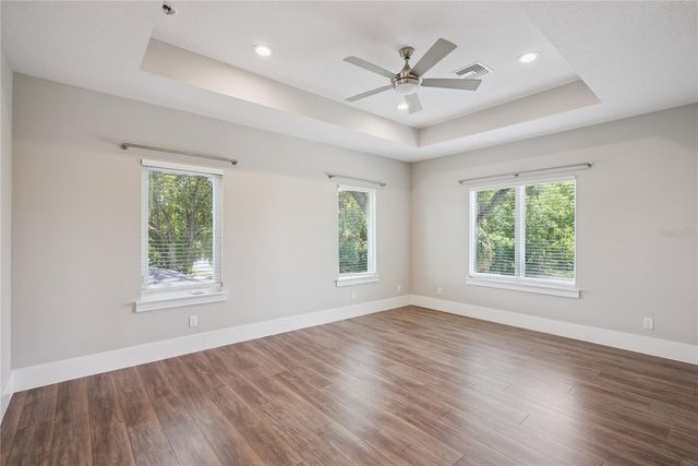 200 E GRANT STREET, Orlando, FL 32806