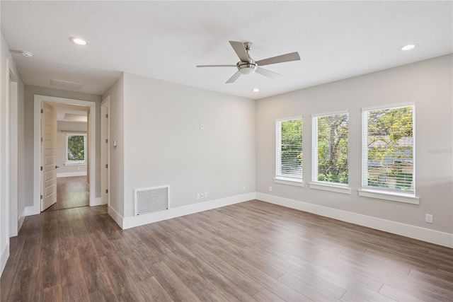 200 E GRANT STREET, Orlando, FL 32806