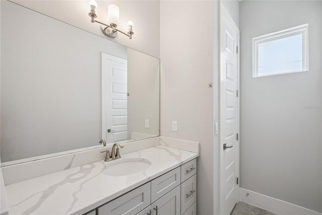 200 E GRANT STREET, Orlando, FL 32806