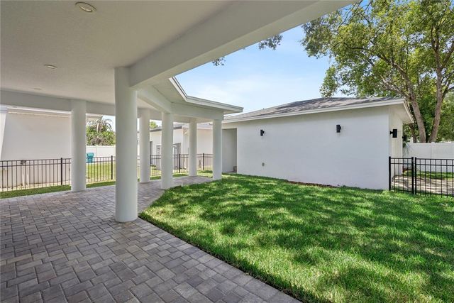 200 E GRANT STREET, Orlando, FL 32806