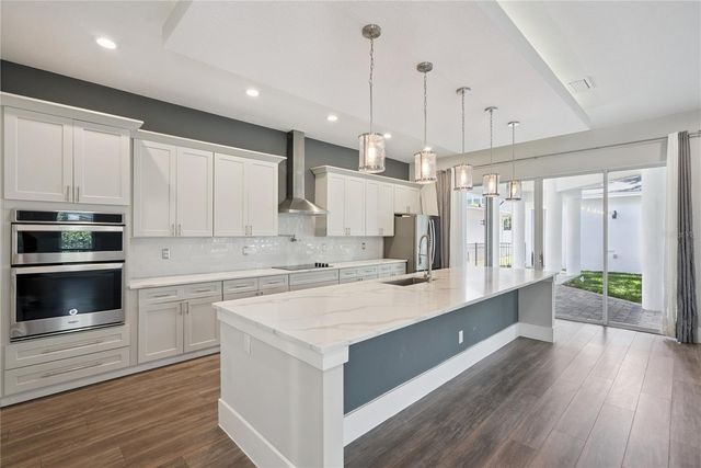 200 E GRANT STREET, Orlando, FL 32806