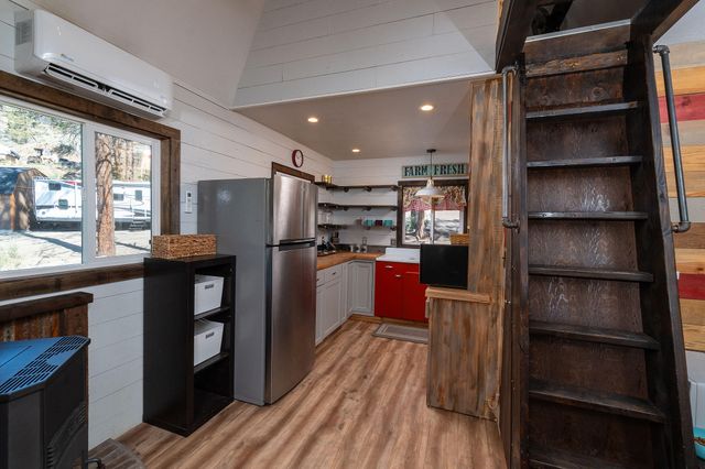 24117 NE Ochoco Ranger Station Road, Prineville, OR 97754