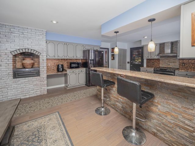 2134 Sycamore Lane, Kalamazoo City, MI 49008