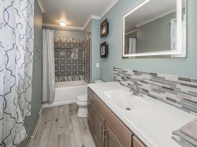 2134 Sycamore Lane, Kalamazoo City, MI 49008