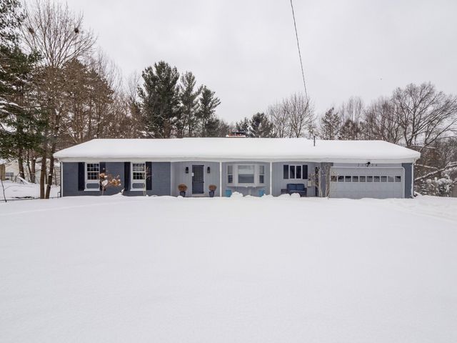 2134 Sycamore Lane, Kalamazoo City, MI 49008