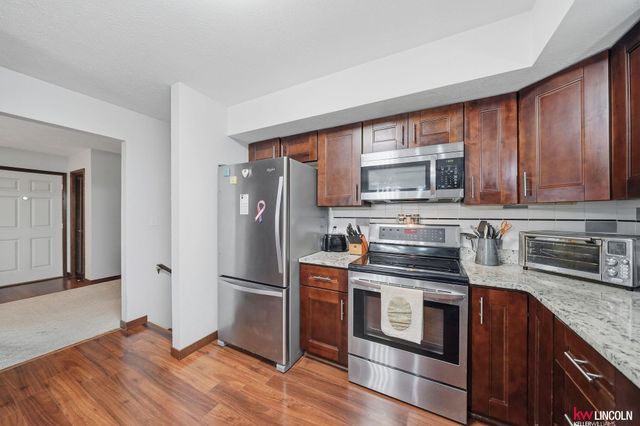 4911 Starling Drive, Lincoln, NE 68516