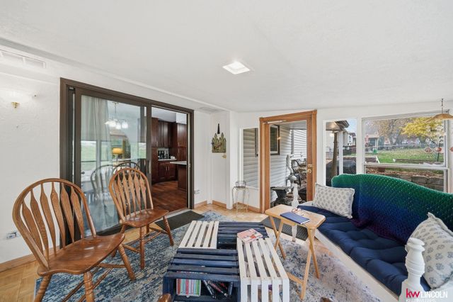 4911 Starling Drive, Lincoln, NE 68516