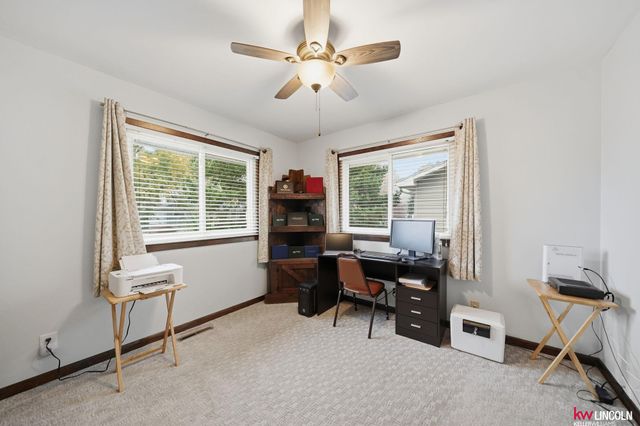 4911 Starling Drive, Lincoln, NE 68516