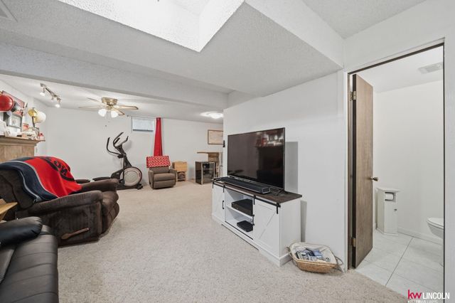 4911 Starling Drive, Lincoln, NE 68516