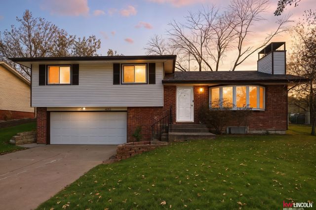 4911 Starling Drive, Lincoln, NE 68516