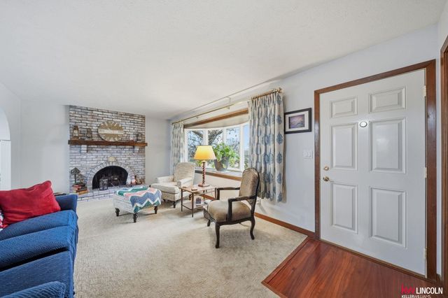 4911 Starling Drive, Lincoln, NE 68516