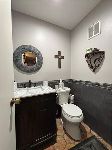 10225 Conser Street, Overland Park, KS 66212