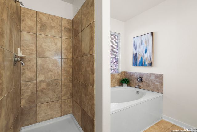 10127 Margarita Hill, Converse, TX 78109