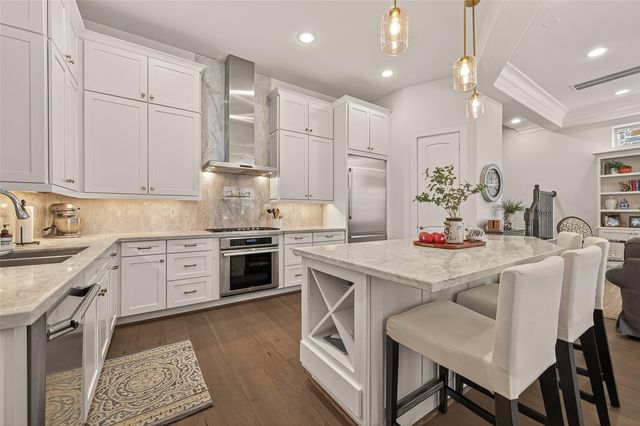 1607 W Rose Terrace Lane, Houston, TX 77055