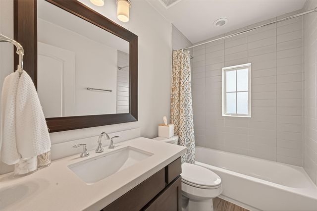 1607 W Rose Terrace Lane, Houston, TX 77055