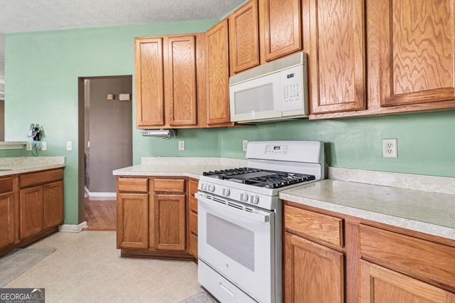 3177 Broadleaf Avenue, South Fulton, GA 30349