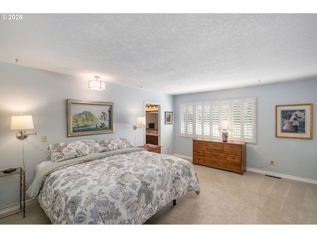 7221 Sw 13TH Dr, Portland, OR 97219