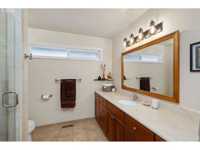 7221 Sw 13TH Dr, Portland, OR 97219