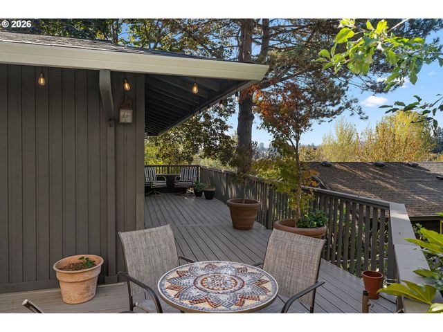 7221 Sw 13TH Dr, Portland, OR 97219