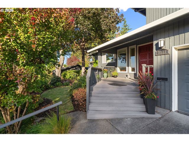 7221 Sw 13TH Dr, Portland, OR 97219