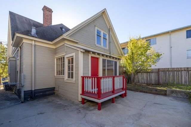 486 VAN BUREN ST, Monterey, CA 93940