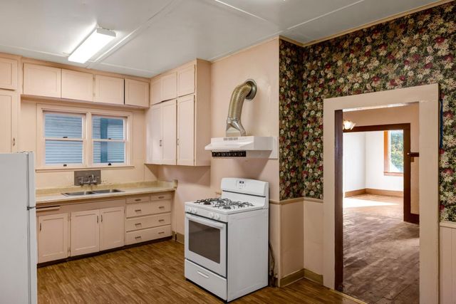 486 VAN BUREN ST, Monterey, CA 93940