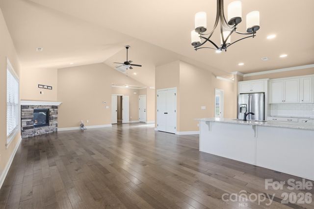 172 Staffordshire Drive, Statesville, NC 28625