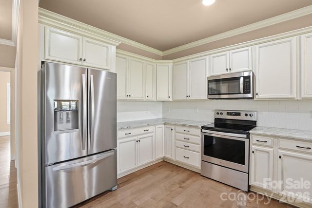 172 Staffordshire Drive, Statesville, NC 28625