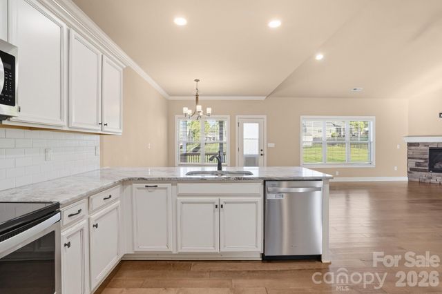 172 Staffordshire Drive, Statesville, NC 28625
