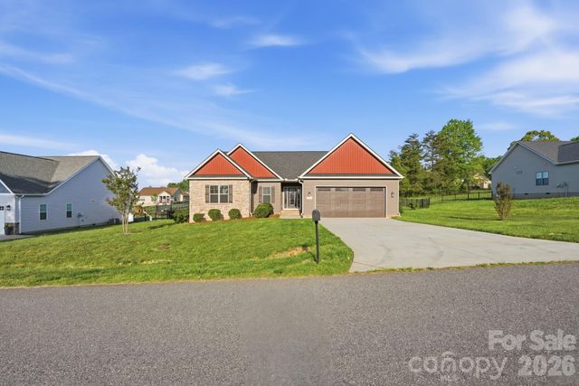 172 Staffordshire Drive, Statesville, NC 28625