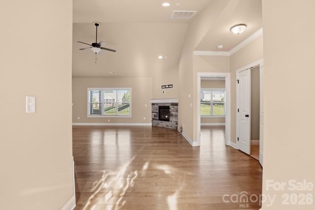 172 Staffordshire Drive, Statesville, NC 28625