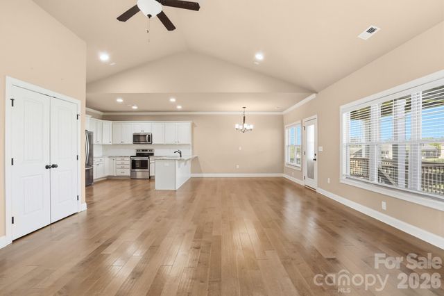 172 Staffordshire Drive, Statesville, NC 28625