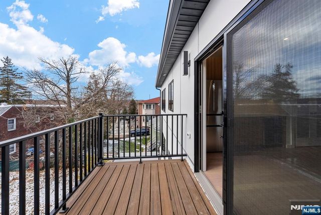 74 Liberty Place, Palisades Park, NJ 07650