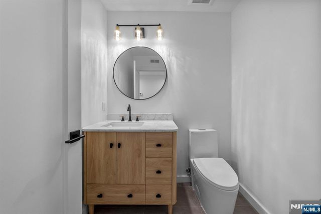 74 Liberty Place, Palisades Park, NJ 07650