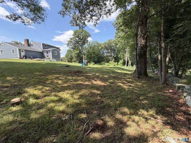 8 Plainview Drive, Plainfield, CT 06374