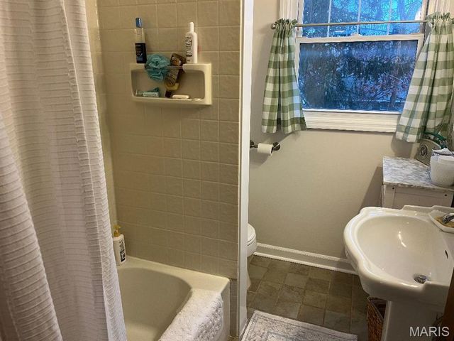 614 E 16th Street, Alton, IL 62002