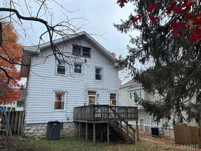 614 E 16th Street, Alton, IL 62002