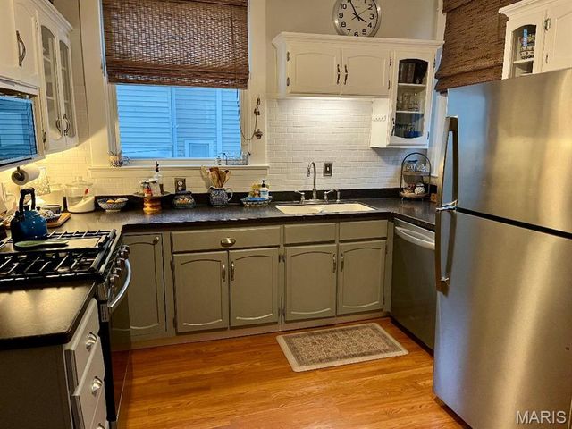 614 E 16th Street, Alton, IL 62002