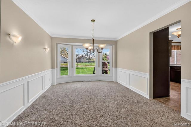4284 Cherrywood Drive, Troy, MI 48098