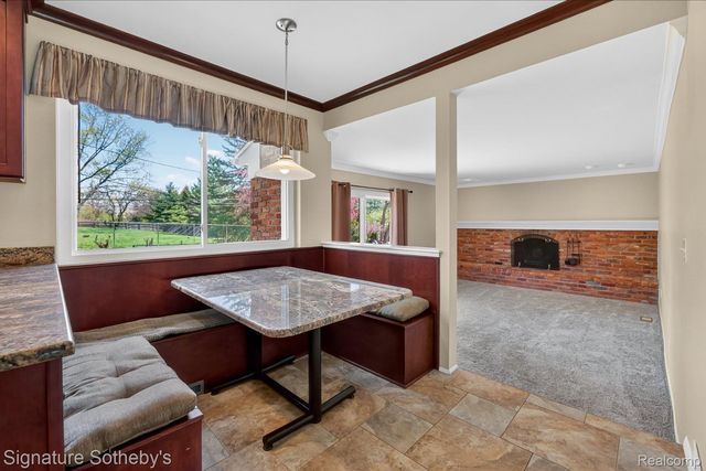 4284 Cherrywood Drive, Troy, MI 48098