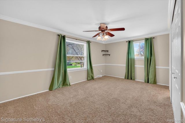 4284 Cherrywood Drive, Troy, MI 48098