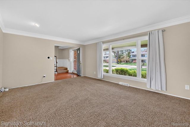 4284 Cherrywood Drive, Troy, MI 48098
